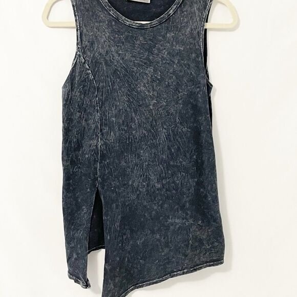 Gaze USA Asymmetric Sleeves Distressed Top Size S - Picture 2 of 8